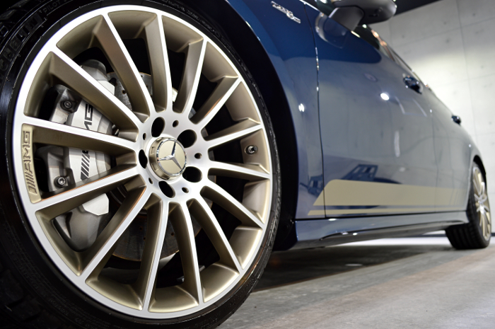 a35amg-06.jpg
