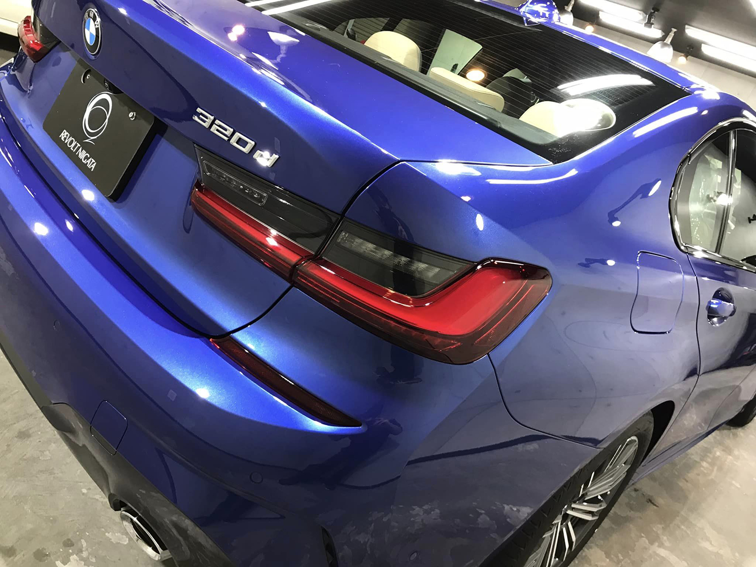 bmw-3.jpg