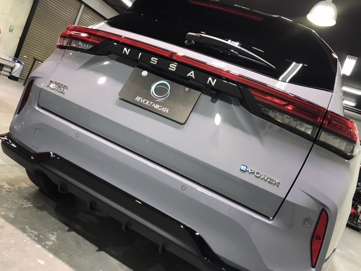nissannoteaura9.jpg