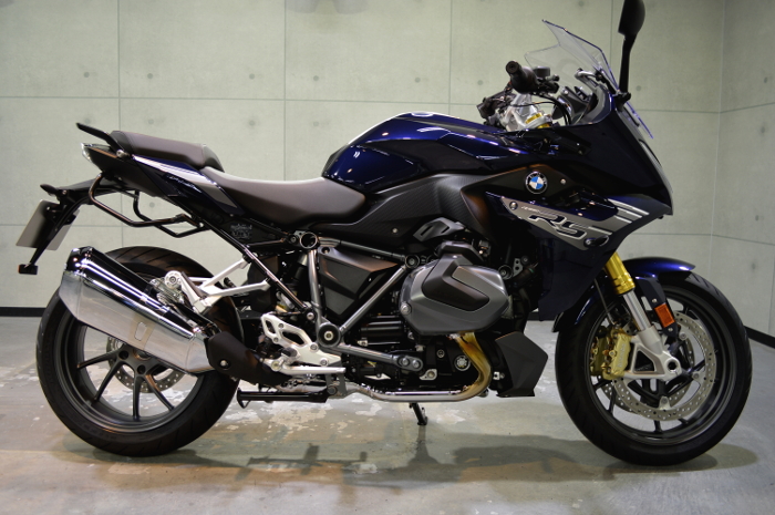 r1250rs-12.jpg