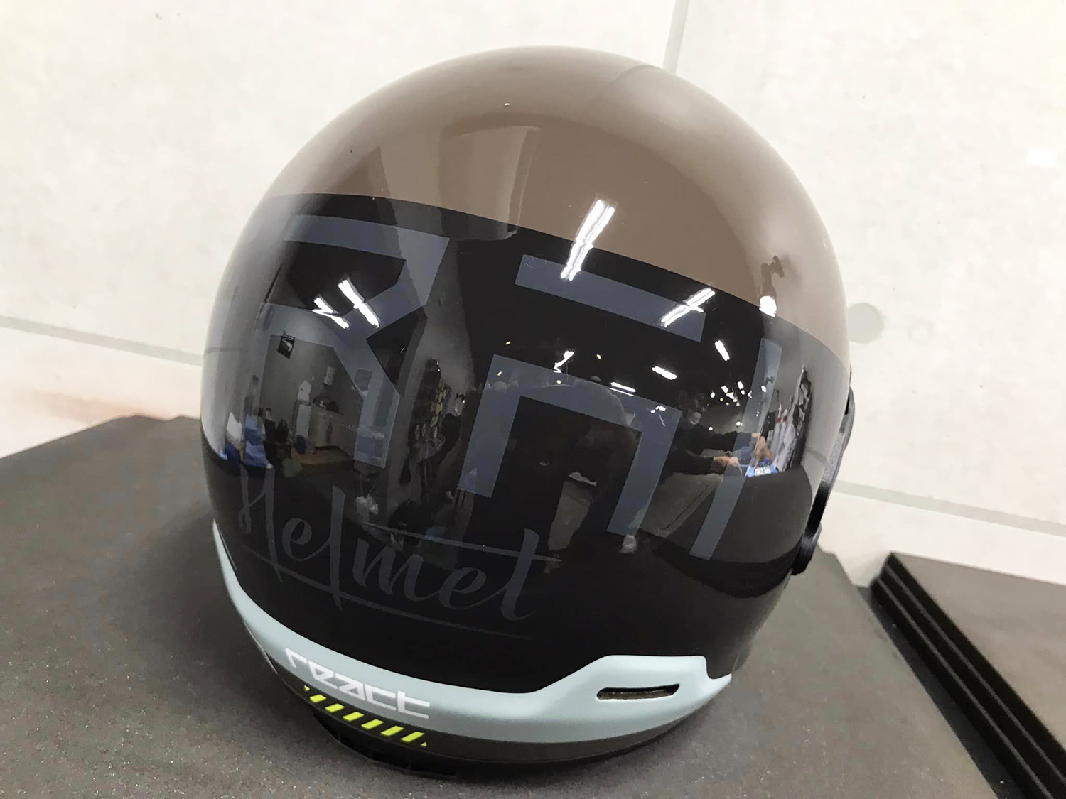 royalenfield_11.jpg