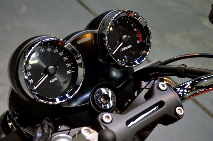 z900rs-05.jpg